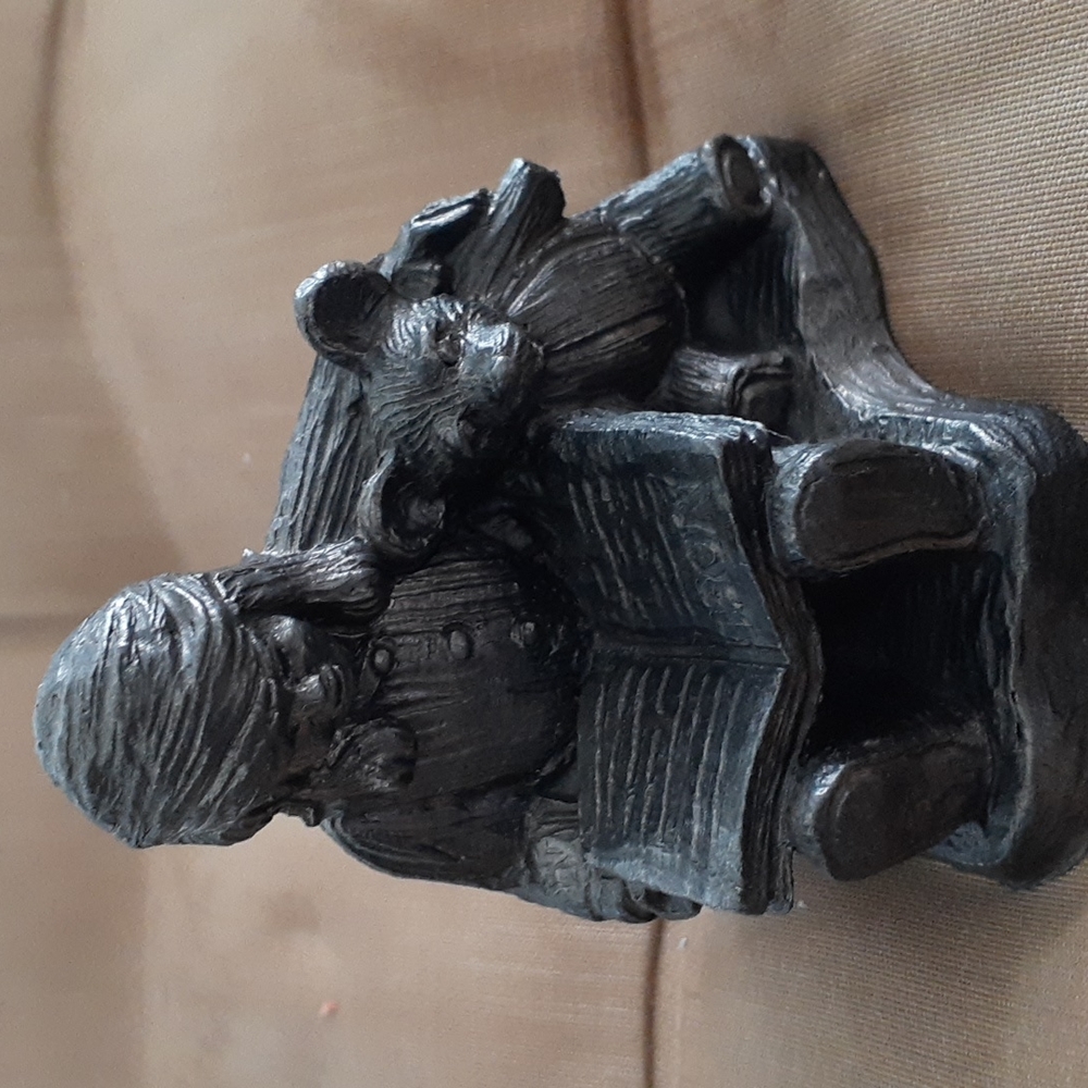 Vintage 1991 Michael Ricker Pewter Girl.